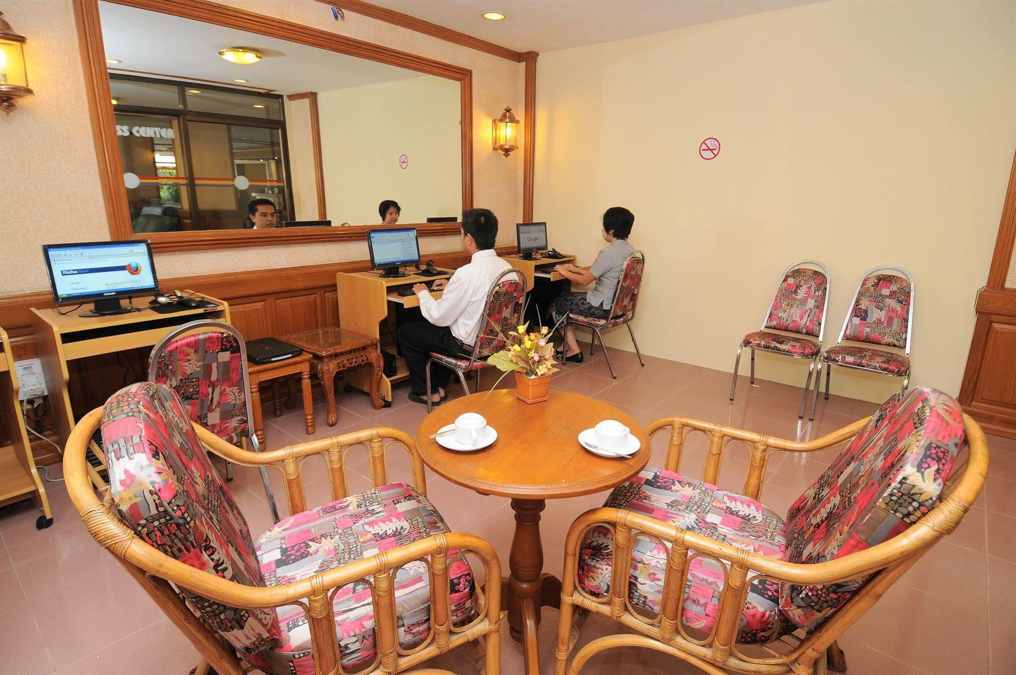 Panda Hotel يانغون المظهر الخارجي الصورة
