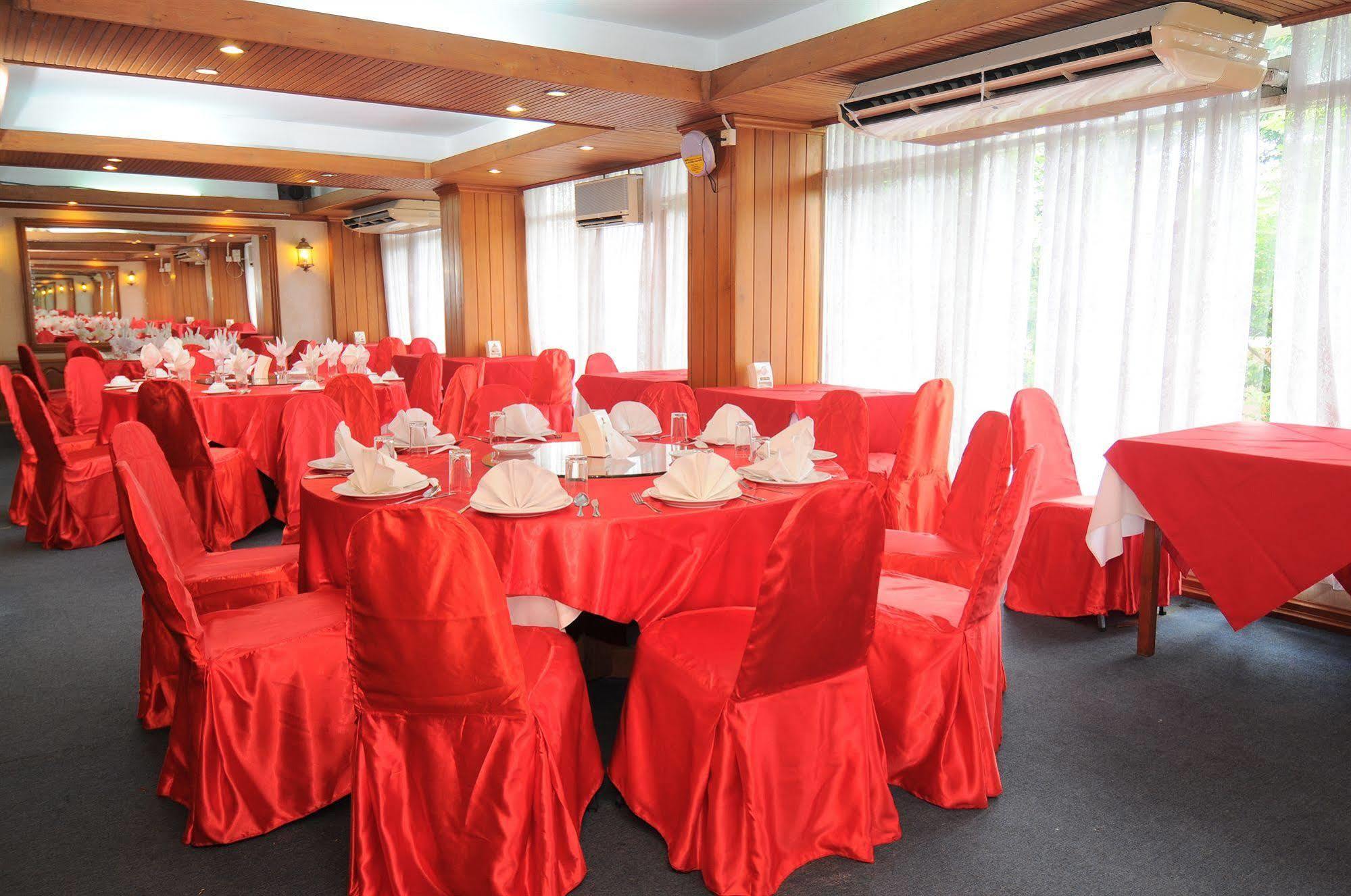 Panda Hotel يانغون المظهر الخارجي الصورة